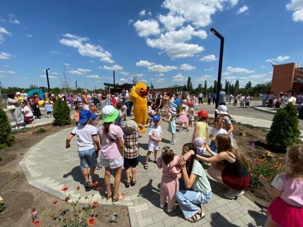 В Шахтах новый детский сад на Мечникова открыли в срок: фоторепортаж
